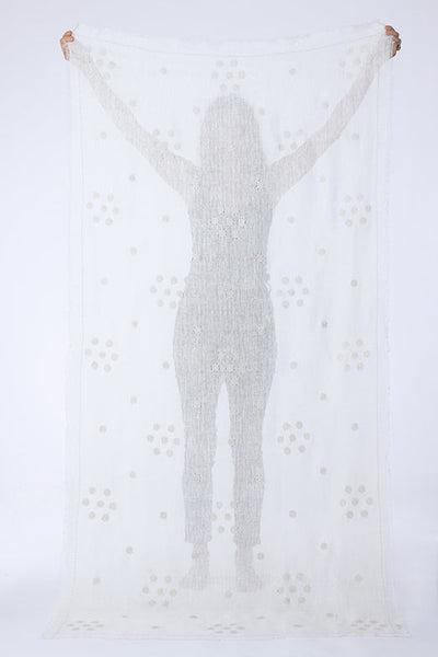 LINEN EMBROIDERED COLABA DAISY CHAIN SHAWL